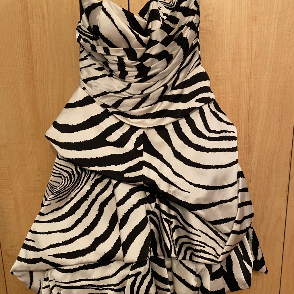 Alberto Makali Black/White Evening/Cocktail Dress